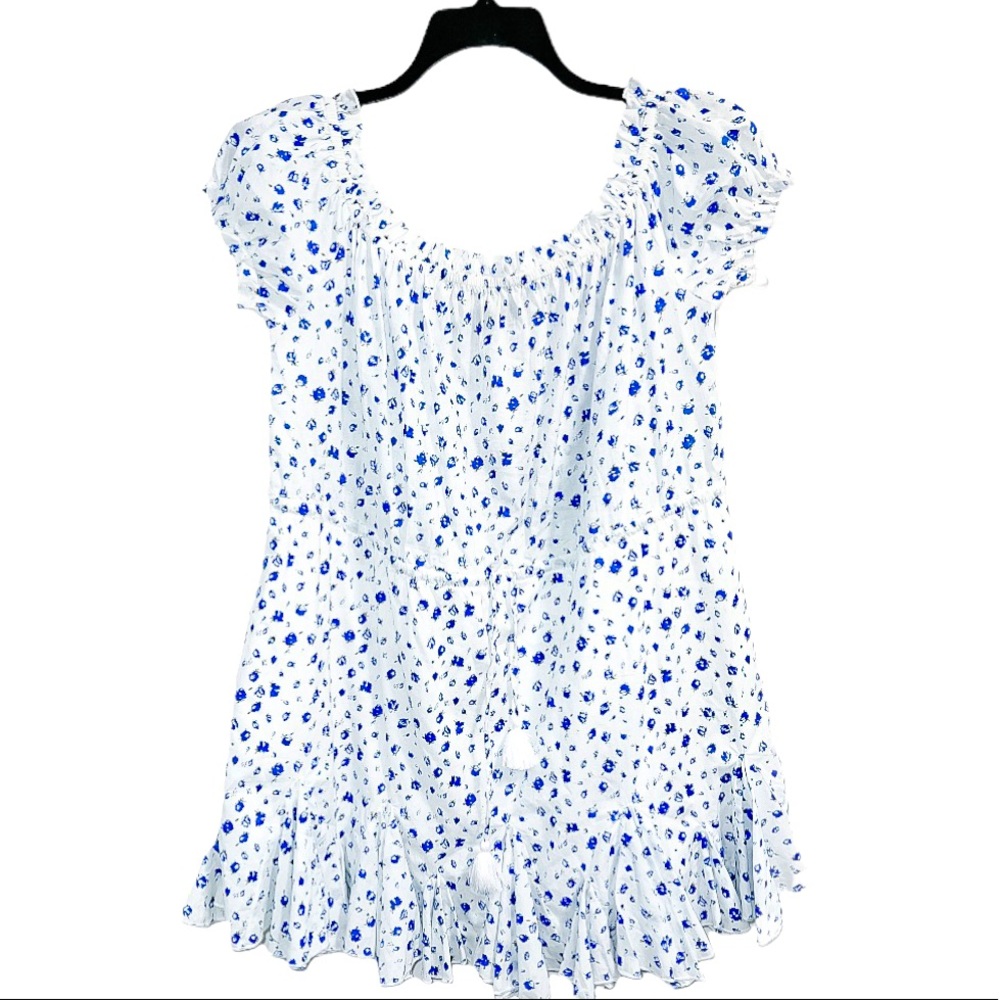 Aakaa White Off Shoulder Top Size Large
